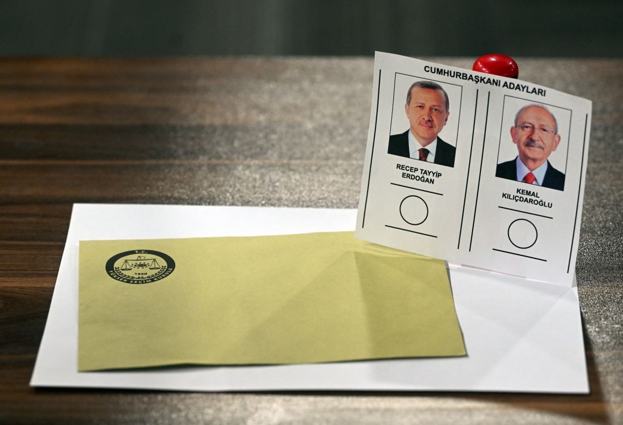 Yüksek Seçim Kurulu, 28 Mayıs seçimlerinde kullanılacak oy pusulasını tanıttı 2