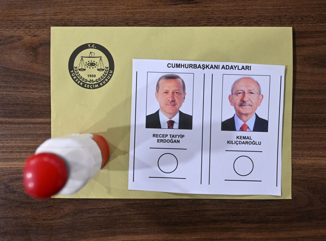 Yüksek Seçim Kurulu, 28 Mayıs seçimlerinde kullanılacak oy pusulasını tanıttı 1