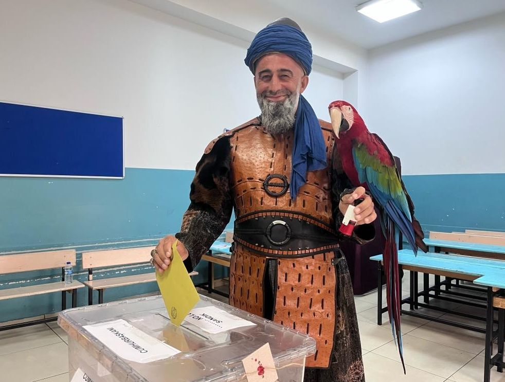 Yurttan ilginç seçim manzaraları: Renkli görüntüler ortaya çıktı 5