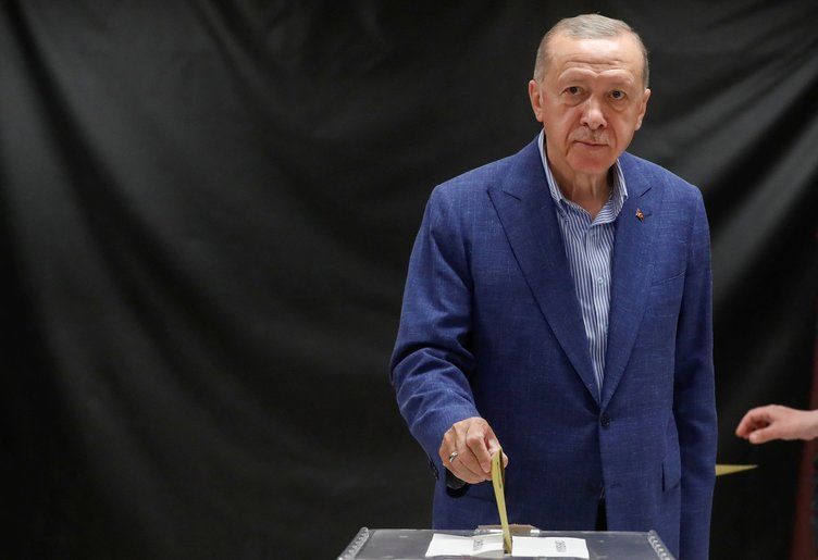 Cumhurbaşkanı Recep Tayyip Erdoğan'dan tarihi zafer! Dünya liderlerinden tebrik mesajı yağdı... 15