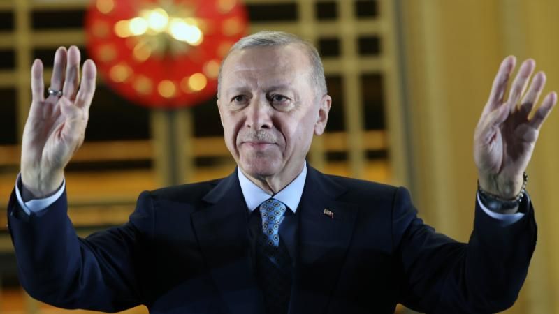 Türkiye seçimini yaptı! Ünlülerden Cumhurbaşkanı Erdoğan'a tebrik mesajları 1