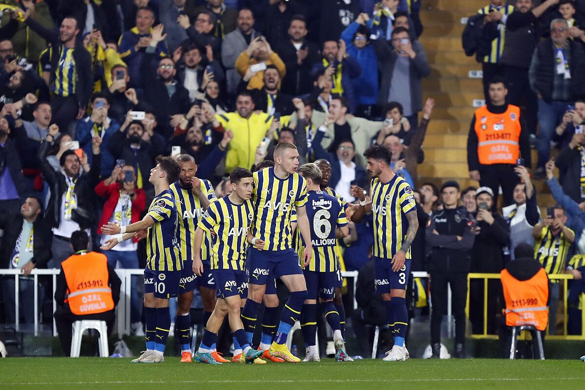 Fenerbahçe'de sürpriz ayrılık! Transfer şok etkisi yarattı 6