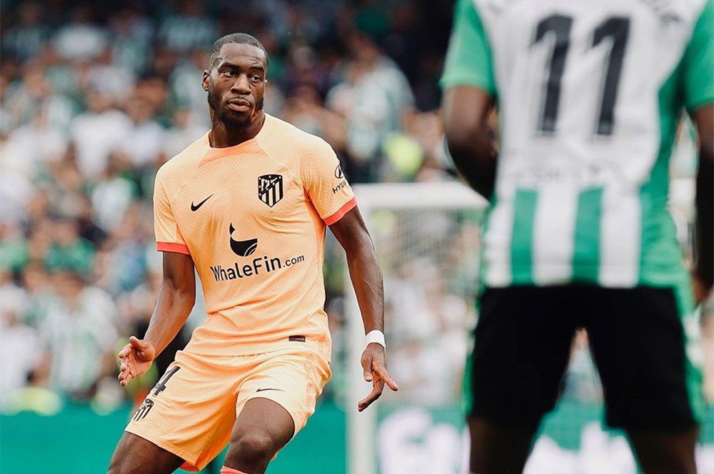 Atiba Hutchinson'ın yerine dünyaca ünlü yıldız geliyor! 3