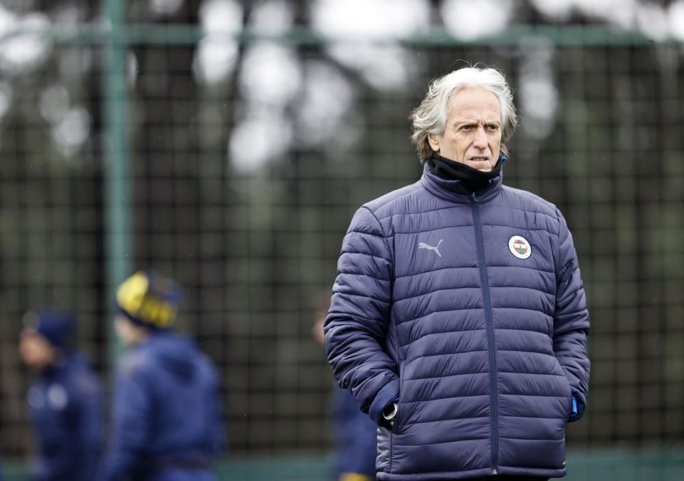 Ve bu gelişmeyi duyurdular! Jorge Jesus'a rekor teklif... 14