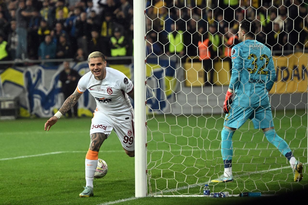 Galatasaray'ın şampiyonluk maçının öne çıkan anları 1