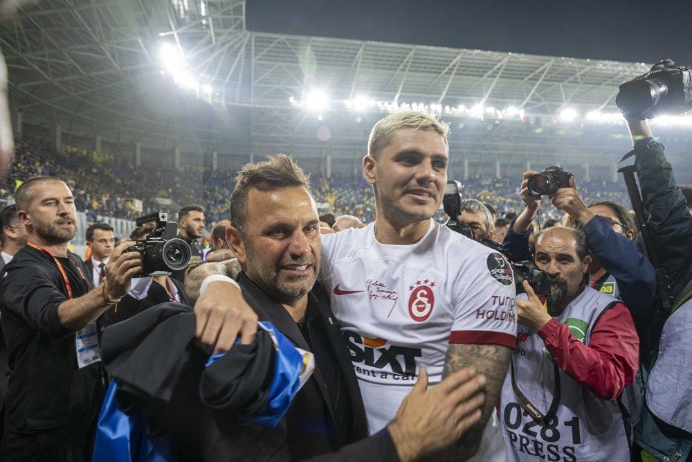 Ankara sarı-kırmızı! İşte Galatasaraylı futbolcuların şampiyonluk sevinci... 29