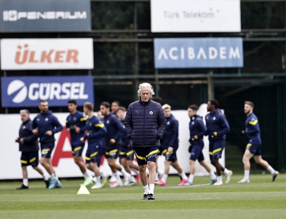 Fenerbahçe'de giden şampiyonluk sonrası Jorge Jesus şoku! Yeni hoca... 2
