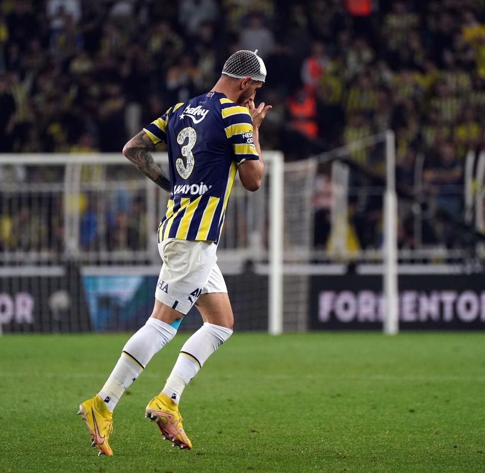Ali Koç'u istifaya davet ettiler! Aziz Yıldırım gerçeği... 8