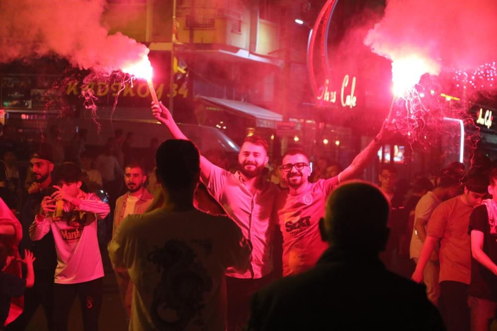 Şampiyon Galatasaray'da ilk transfer bombası! Yeni forvet geliyor... 8
