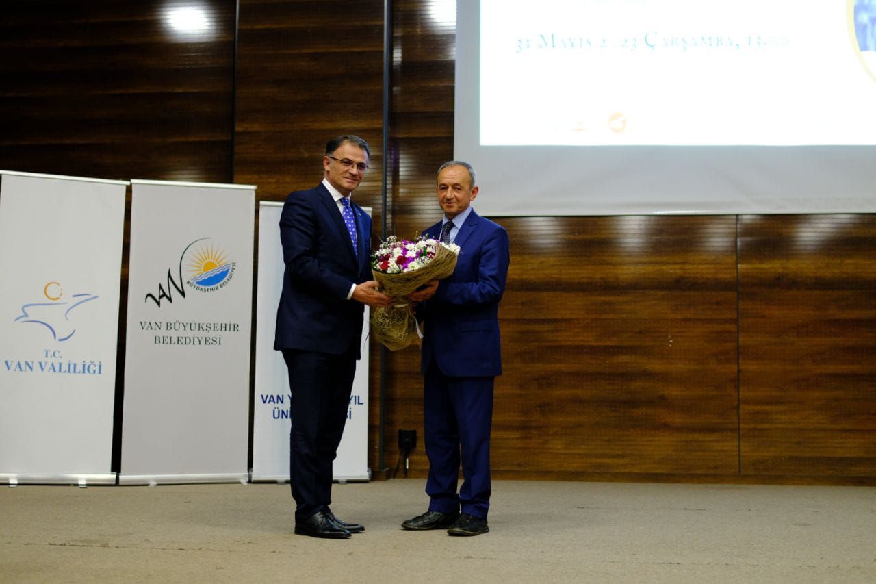 Akademi Van, 400 yetenekli gencin kalemine dokundu 8