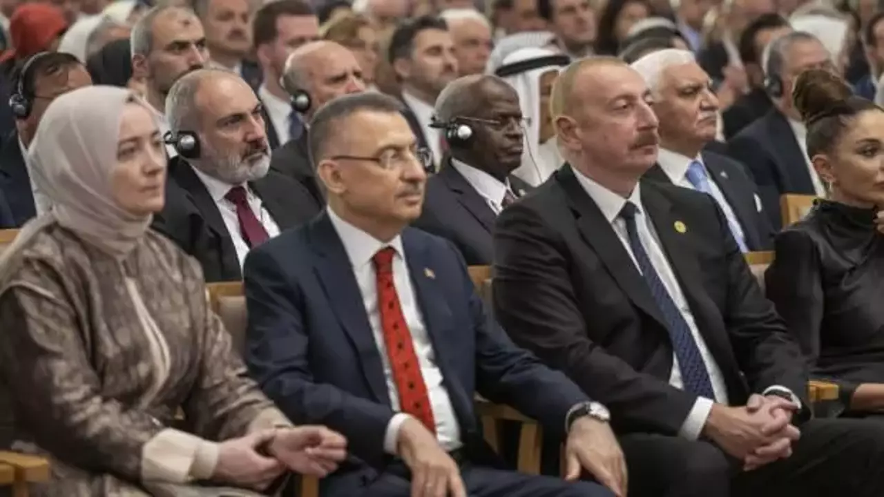 Cumhurbaşkanı Recep Tayyip Erdoğan için düzenlenen törene damga vuran kare! 1