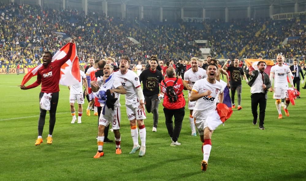 Galatasaray -Fenerbahçe maçı öncesi Jorge Jesus'tan şok rapor! Ayrılık 6