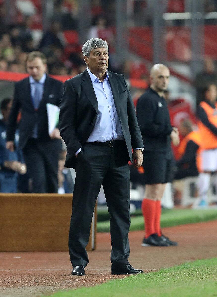 Galatasaray- Fenerbahçe maçı öncesi yönetimden Lucescu hamlesi 1