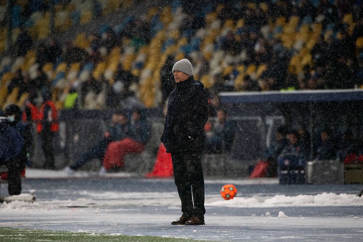 Galatasaray- Fenerbahçe maçı öncesi yönetimden Lucescu hamlesi 3
