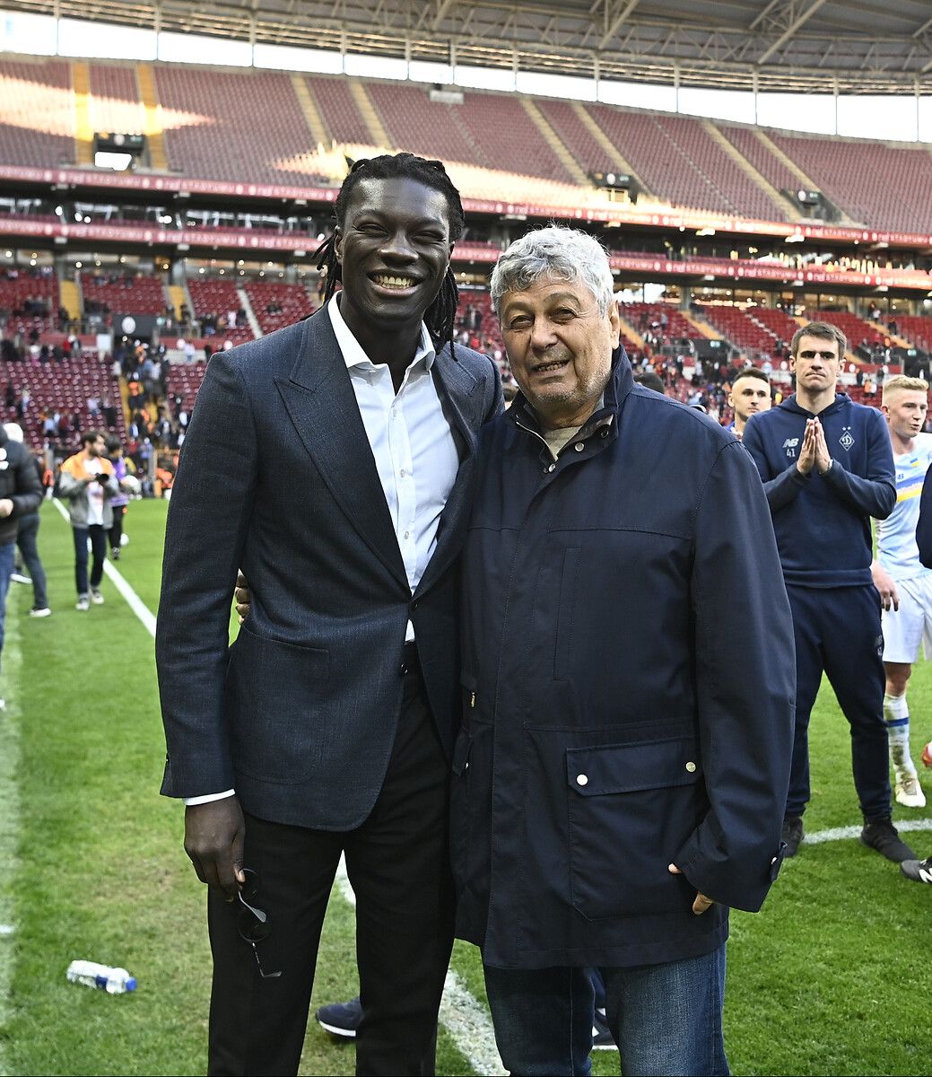 Galatasaray- Fenerbahçe maçı öncesi yönetimden Lucescu hamlesi 6