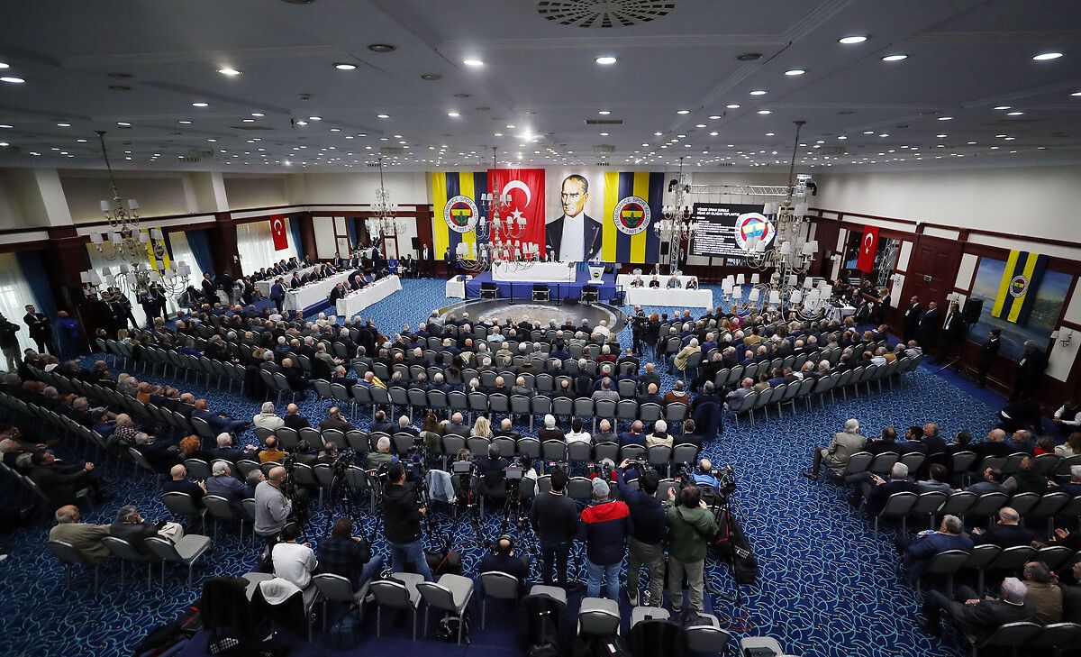 Ali Koç'tan istifa kararı! Aziz Yıldırım o ismi destekleyecek 13