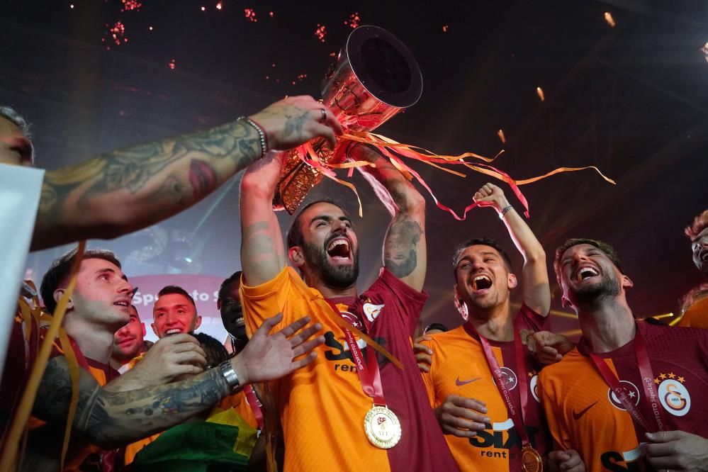 Ve Galatasaray Mauro Icardi'yi resmen açıkladı 1