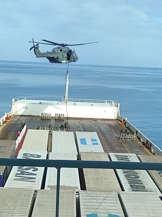 İtalya'dan Türk bayraklı gemiye 'kaçak' operasyonu: Yalova'dan Fransa'ya gidiyordu 7