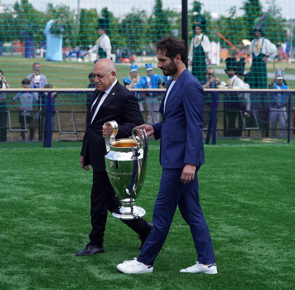 İstanbul'daki Şampiyonlar Ligi finali öncesi olay Icardi gelişmesi 11