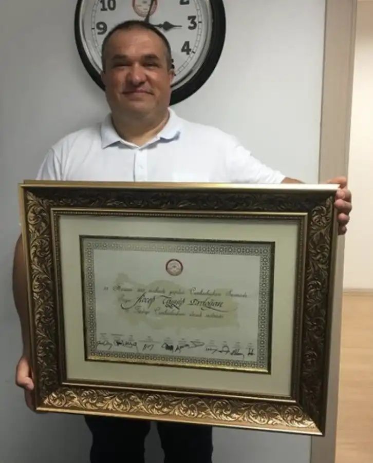 Cumhurbaşkanı Erdoğan'ın mazbatasındaki imzanın sırrı! "Gönülden 21 yıldır yazıyorum" 3