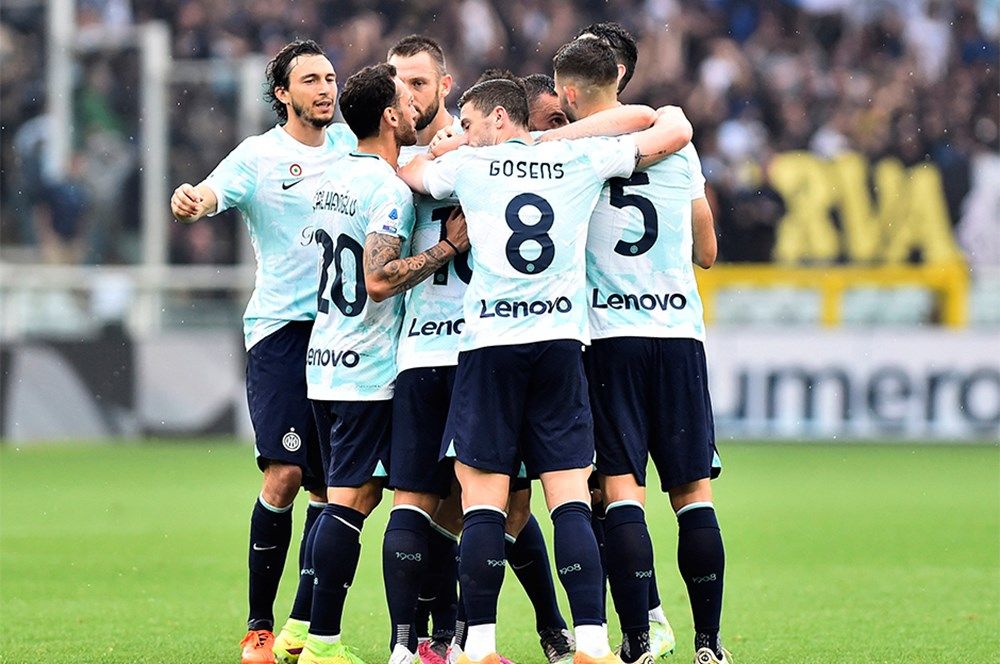 Dört büyüklerde listede! Onlar dünyanın en değerli futbol kulüpleri! İşte zirvenin sahibi... 8