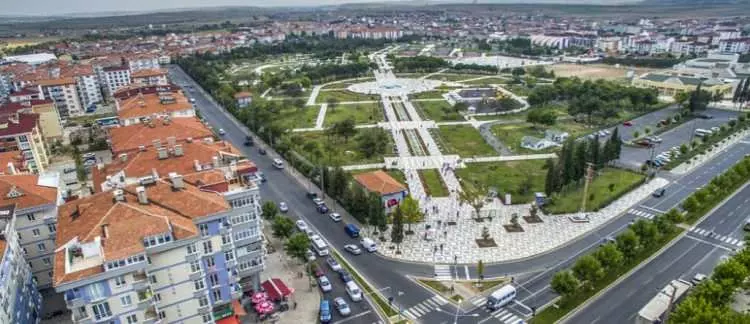 Cumhuriyetin 100. yılında 100 il! O ilçelerde heyecan had safhada... 25