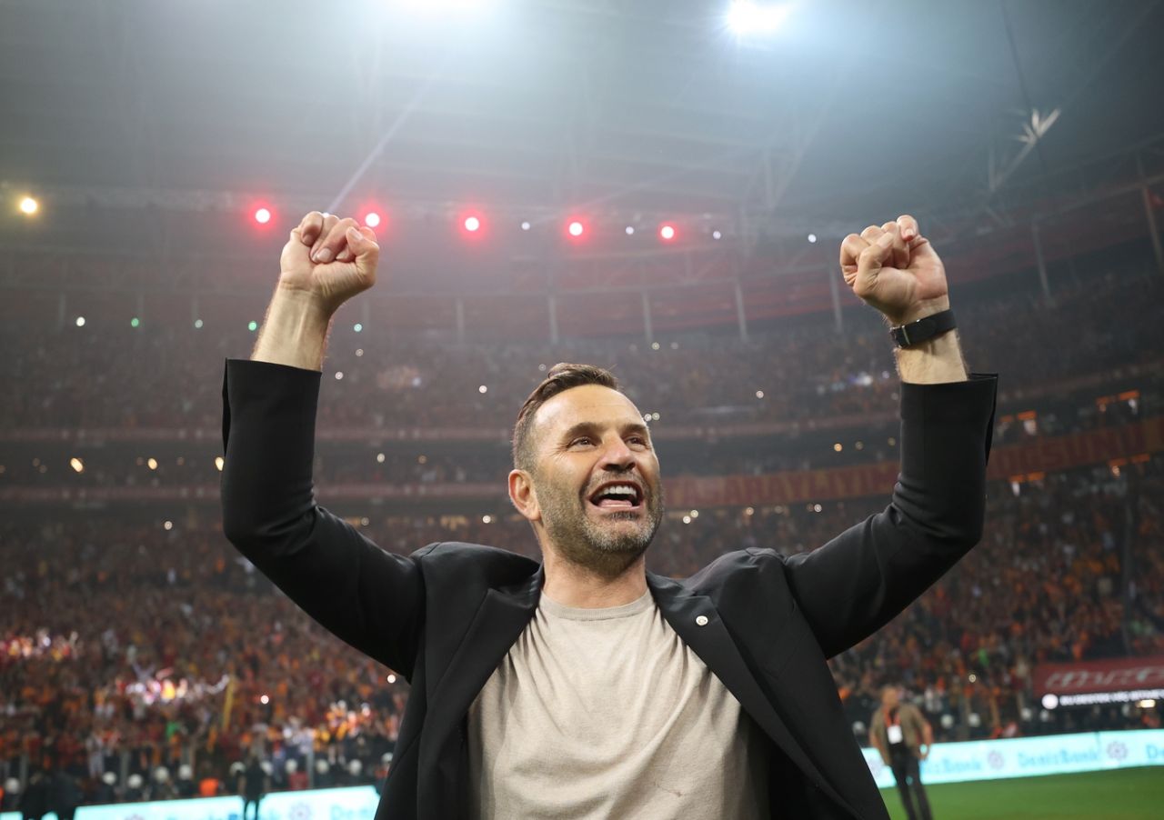 Okan Buruk listeyi yönetime verdi! İşte Galatasaray'da 5 sol bek adayı 1