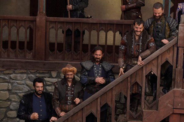 Kuruluş Osman dizisinden sezon finaline yakışır bölüm! Osmanlı Beyliği kuruldu 6