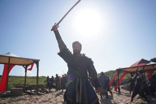 Kuruluş Osman dizisinden sezon finaline yakışır bölüm! Osmanlı Beyliği kuruldu 8