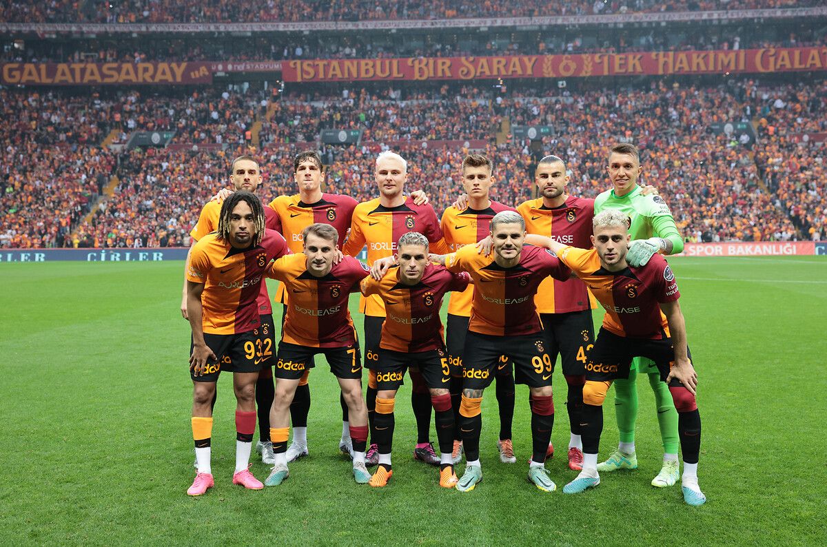 Galatasaraylı yıldız yuvadan uçuyor! Bonservis bedeli... 9
