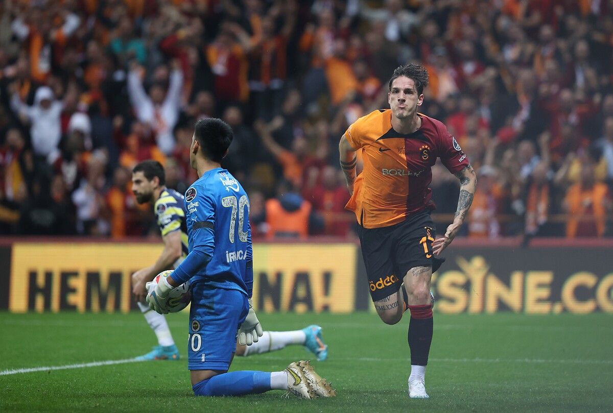 Galatasaraylı yıldız yuvadan uçuyor! Bonservis bedeli... 17