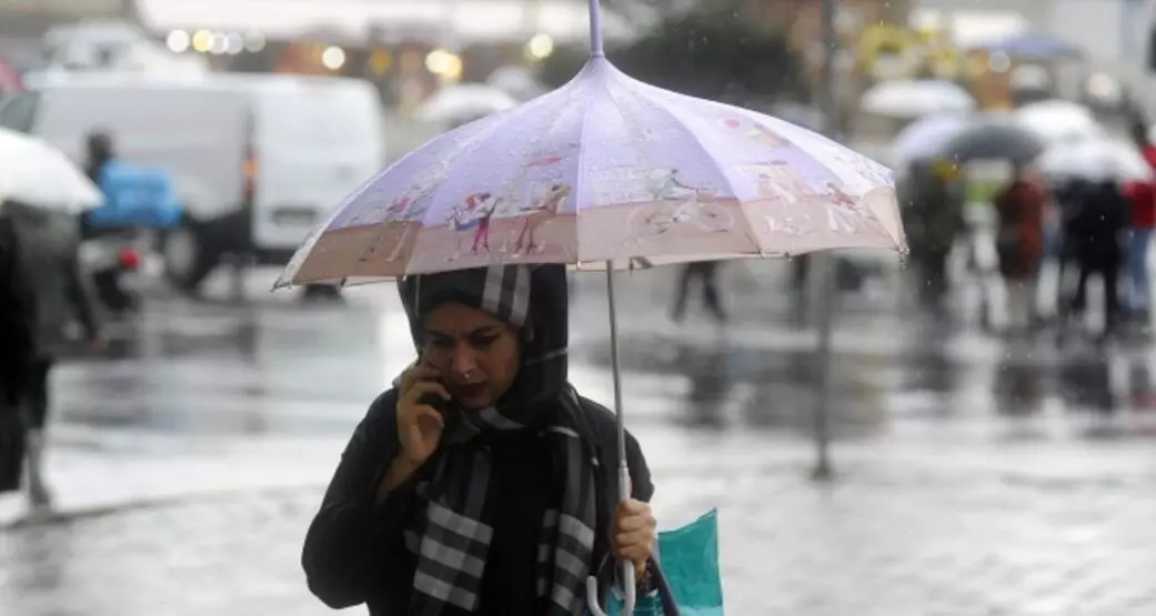 Meteoroloji Genel Müdürlüğü alarm verdi! İstanbul için peş peşe kritik uyarı... 2