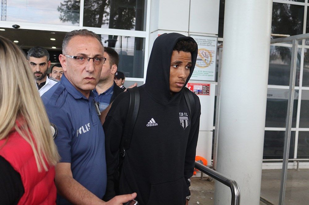 Beşiktaş hazineyi buldu! Gedson Fernandes'e öyle bir teklif yapıldı ki... 4