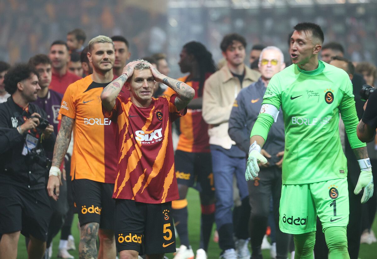 Galatasaray'ın flaş transferini duyurdular! Dünya şampiyonu... 6