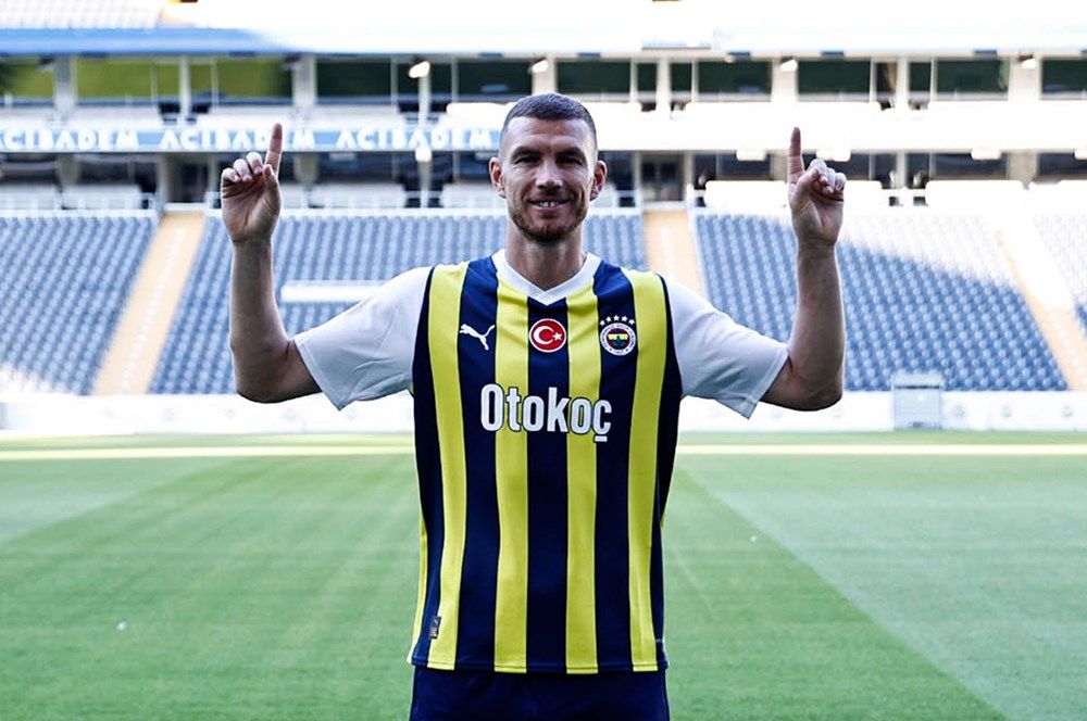 Dünyaca ünlü yıldız Fenerbahçe'nin kapısına geldi! Cevap bekliyor... 3