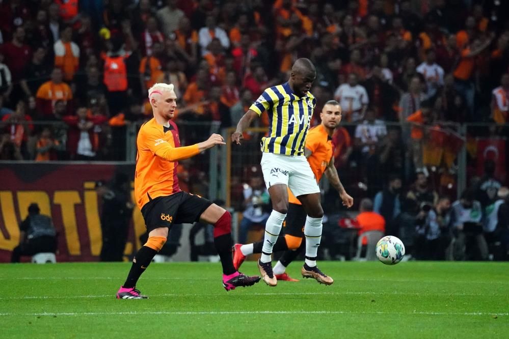 Cimbom Icardi'nin yerine eski Fenerbahçeli yıldızı transfer ediyor 12