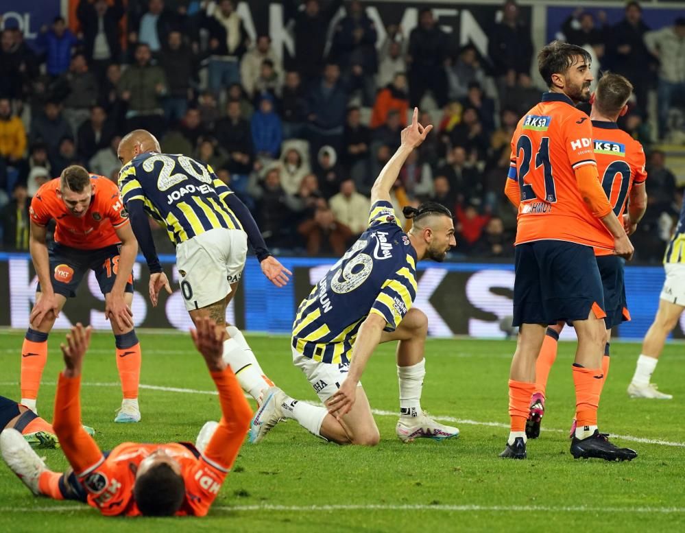 Fenerbahçe'de flaş ayrılık! Yeni takımı belli oldu... 16