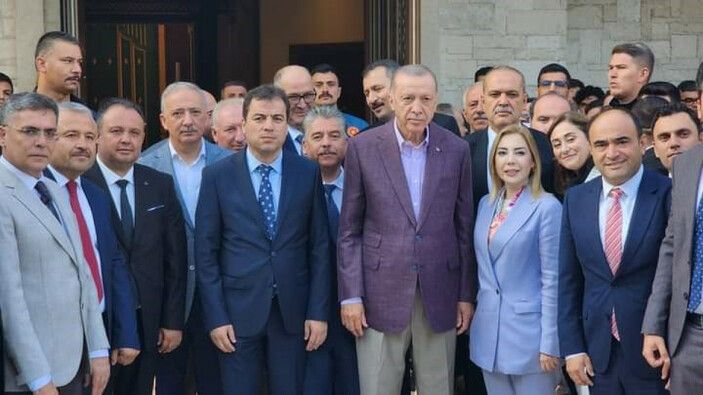 Cumhurbaşkanı Erdoğan bayram namazını Marmaris'te kıldı! Partililer ve vatandaşlarla bayramlaştı... 3