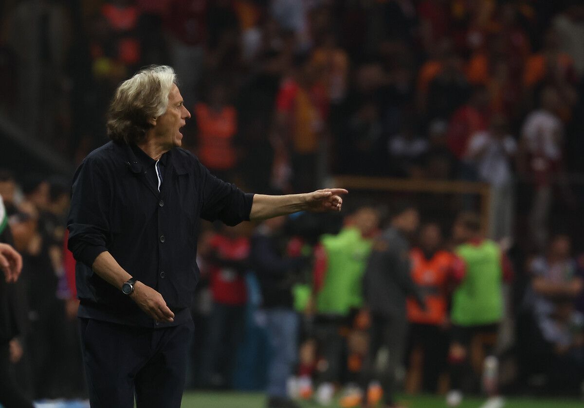 İşte Jorge Jesus'un yeni takımı! Rekor ücrete imza atıyor... 3