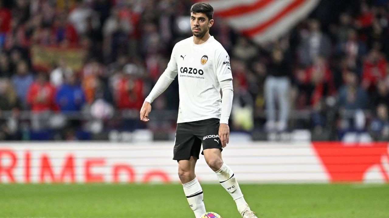Sıra Arda Güler'de! İşte daha önce İspanya'da oynamış Türk futbolcular 4