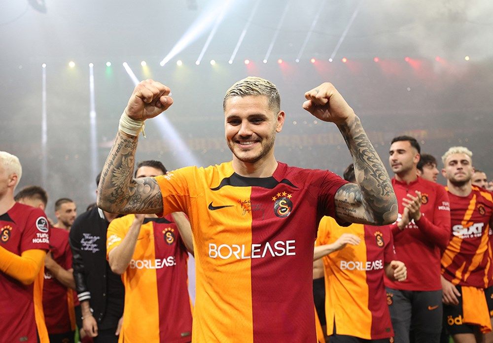Galatasaray'dan tarihe geçecek hamle! Yeni golcü rekor bedelle geliyor... 2