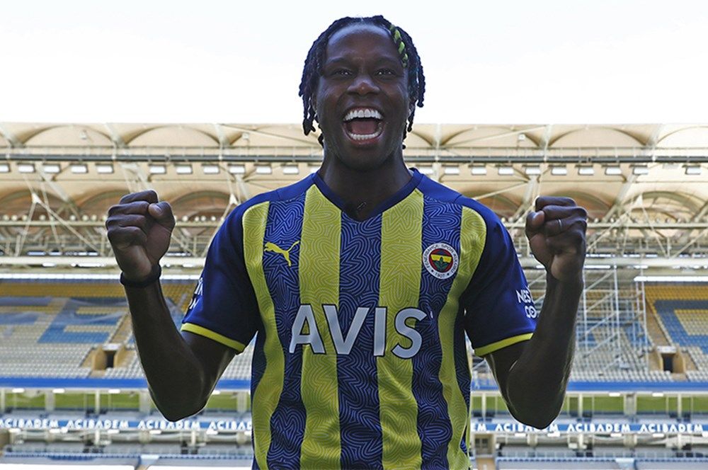 Ali Koç para basıyor! Fenerbahçe'nin kasasına giren dev meblağ dudak uçuklattı... 10