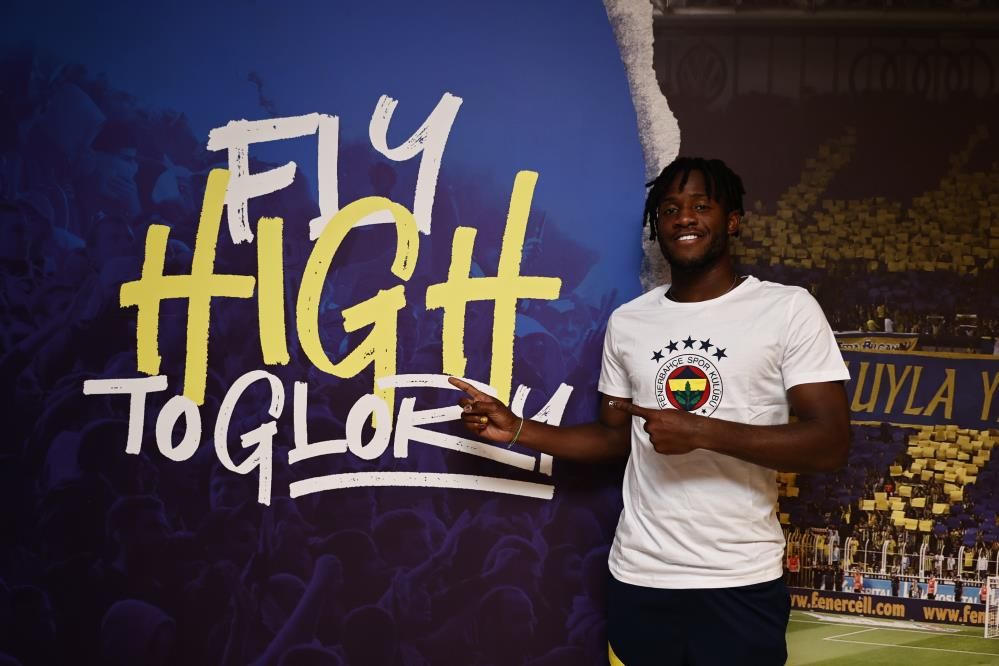 Fenerbahçe'den flaş karar! Batshuayi'nin bonservisi belli oldu 10