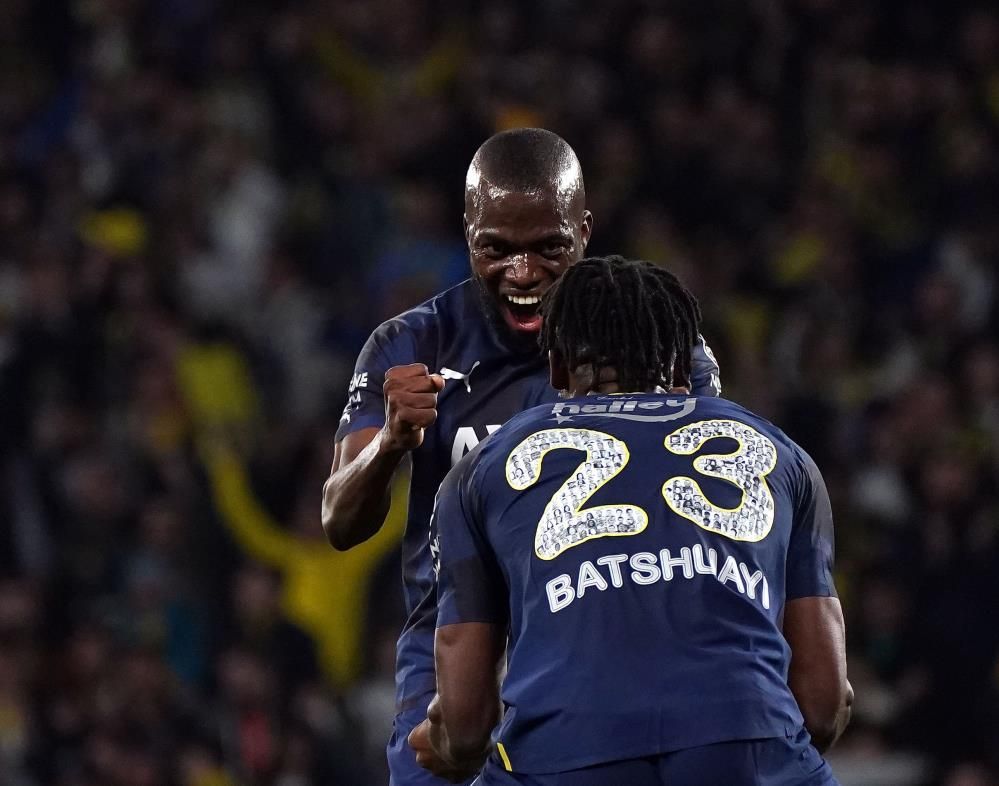 Fenerbahçe'den flaş karar! Batshuayi'nin bonservisi belli oldu 5