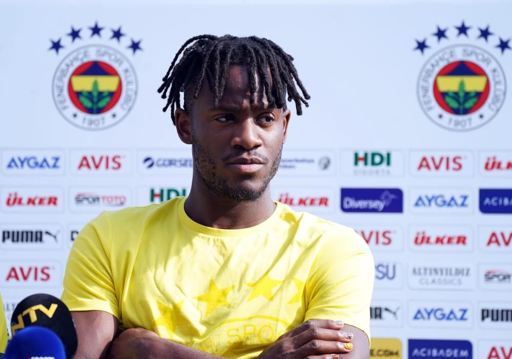 Fenerbahçe'den flaş karar! Batshuayi'nin bonservisi belli oldu 18