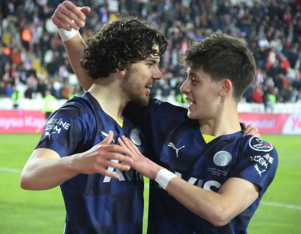 Bir rekor transfer daha! Ferdi Kadıoğlu dünya devine gidiyor 2
