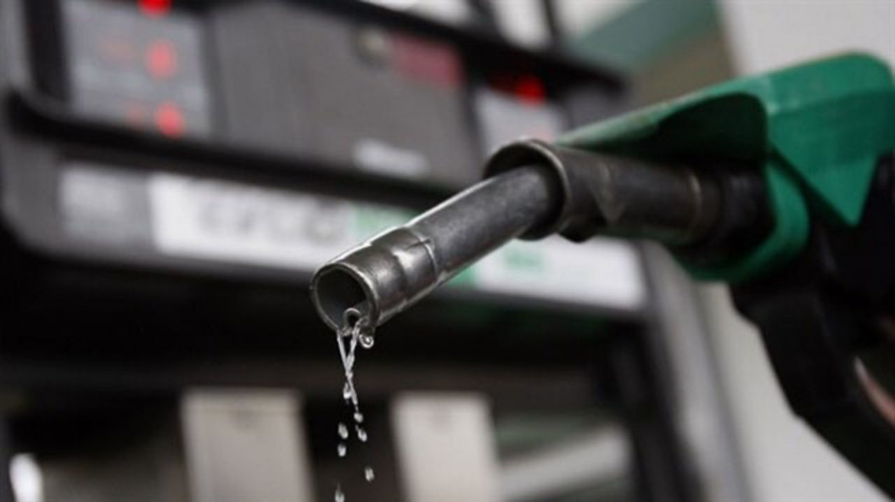 Tabelalar değişti! Benzine ve motorine KDV zammı geldi 6