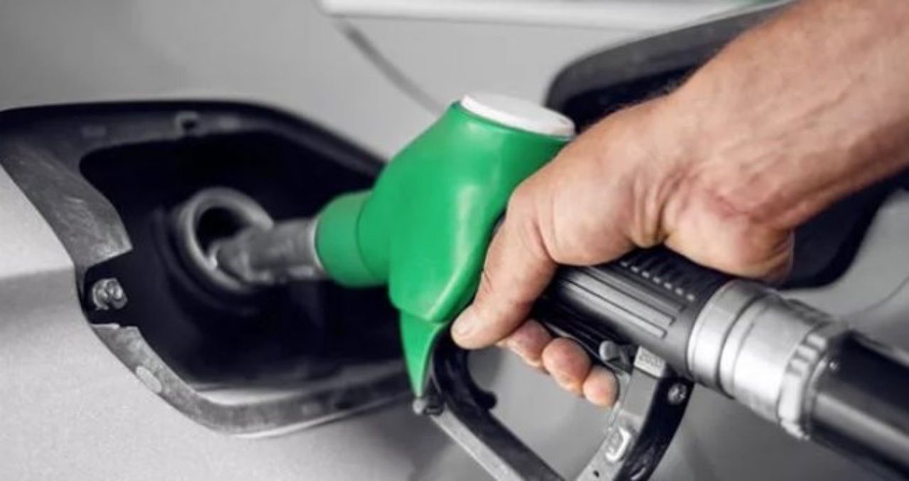 Tabelalar değişti! Benzine ve motorine KDV zammı geldi 5