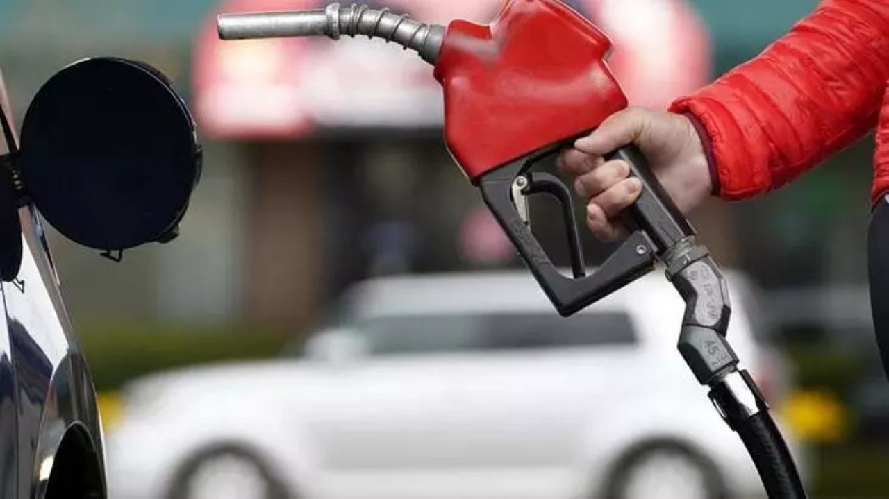 Tabelalar değişti! Benzine ve motorine KDV zammı geldi 4