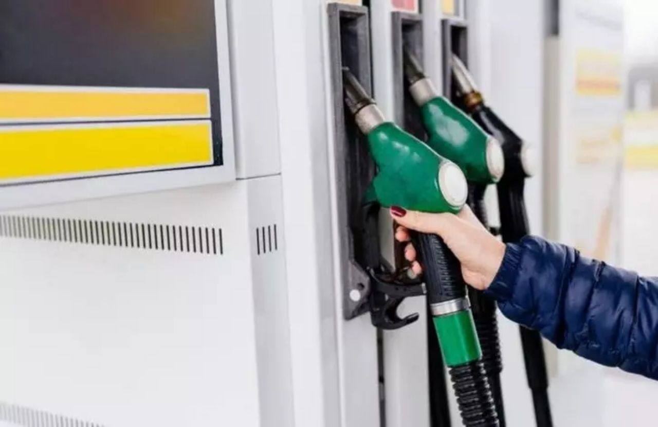 Tabelalar değişti! Benzine ve motorine KDV zammı geldi 1